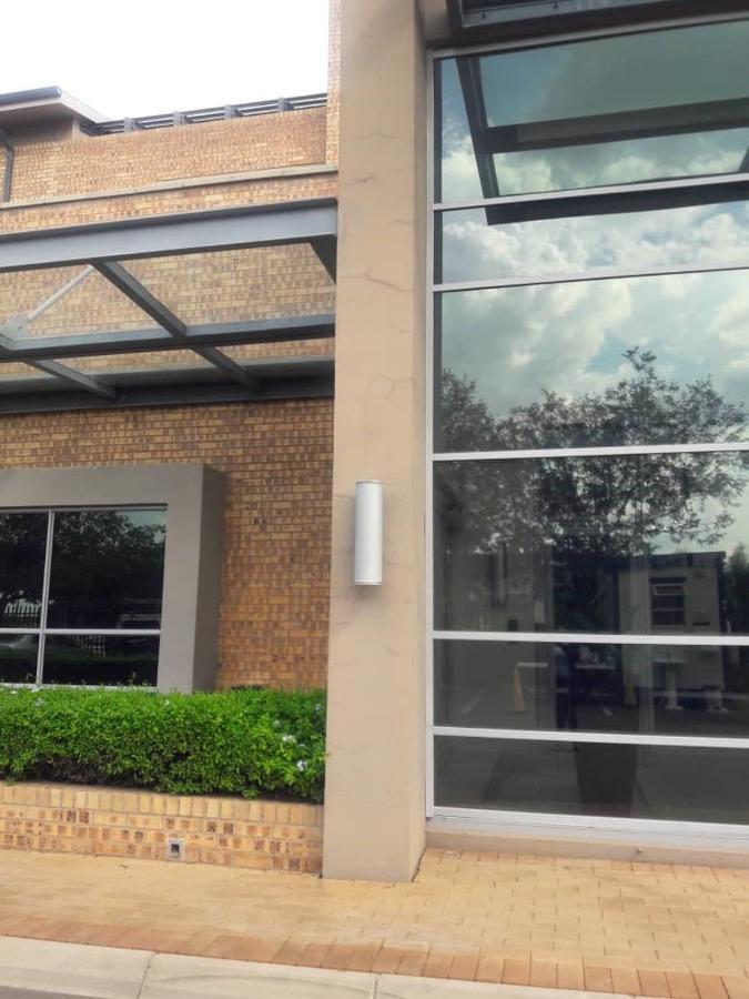Town Lodge 哈博罗内 外观 照片